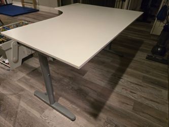 IKEA desk - Gallant