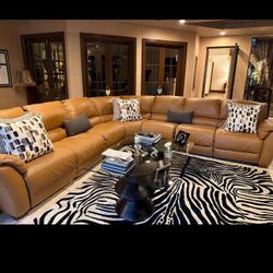 Naruzzi Sectional