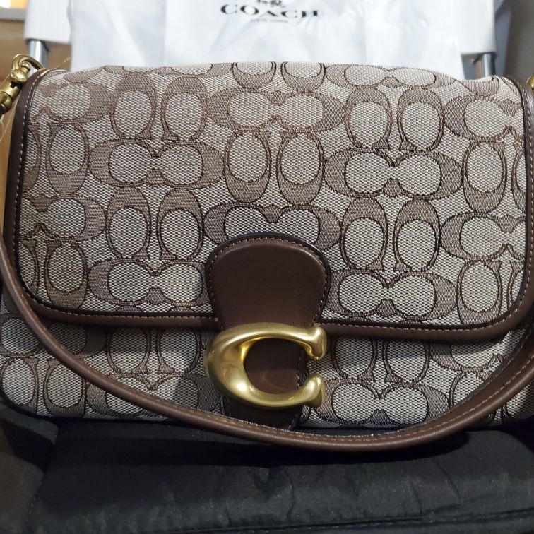 GUCCI Messenger Bag for Sale in San Jose, CA - OfferUp