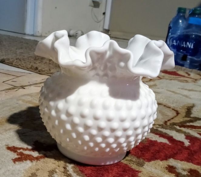 Fenton Milk Glass Hobnail Rose Bowl/Vase