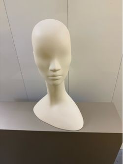 Female stand alone Mannequin head