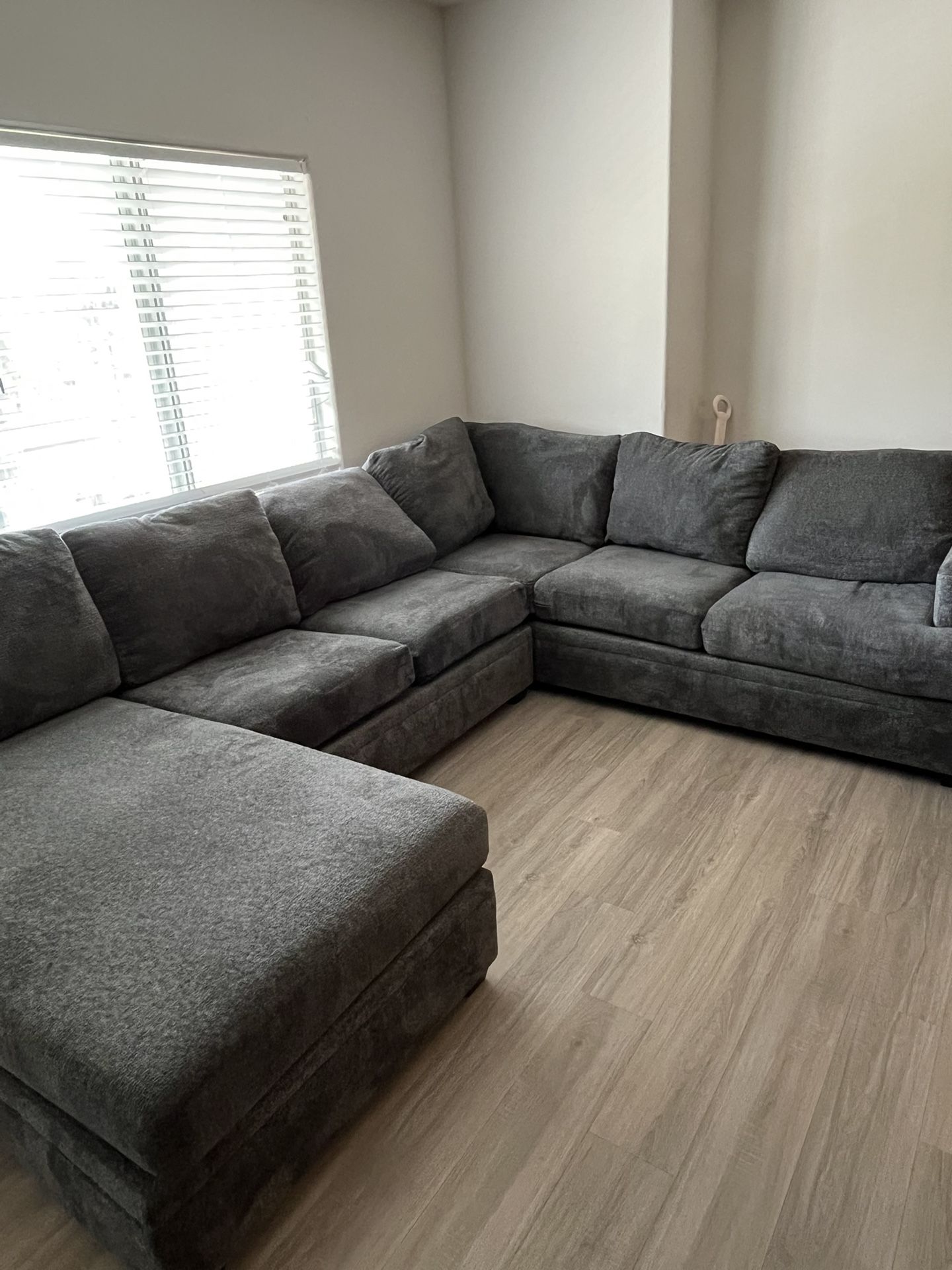 Large ‘Living Spaces’ Sectional Couch
