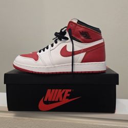 Jordan 1 Retro High OG Heritage - 7Y/W8.5