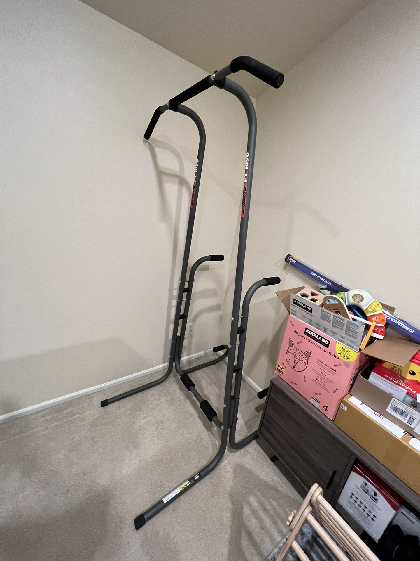 Pull Up Dip Station Tower Almost New