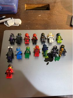 Lego ninjago minifigure lot