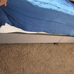Full Size Bed With Mattress 