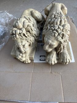 Lion Decoration 