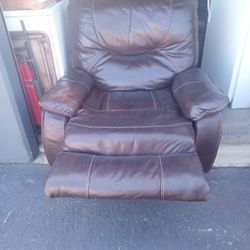 Free Recliner 