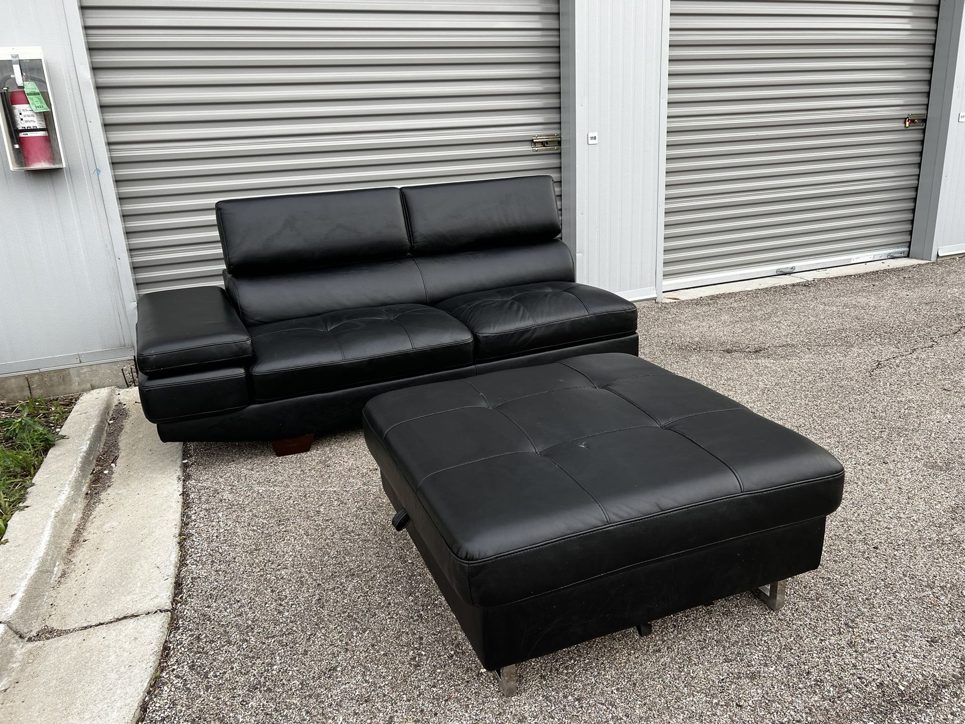 Beautiful Black Faux Leather Sectional Couch with Ottoman! ***Free Delivery***