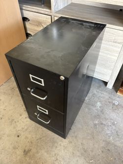 Metal cabinet 