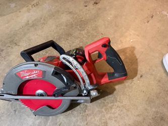Milwaukee M18 FUEL 7-1/4" Rear Handle Circular Saw w/ 5.0 Battery (2830-20)