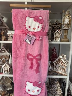 Hello Kitty Faux Fur Bow Throw