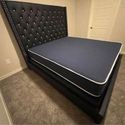 🚨🚨Save PRICE is Real !!!!$699 BLACK KING size BEDFRAMES W/ MATTRESS Included!!Order Now!!!!  