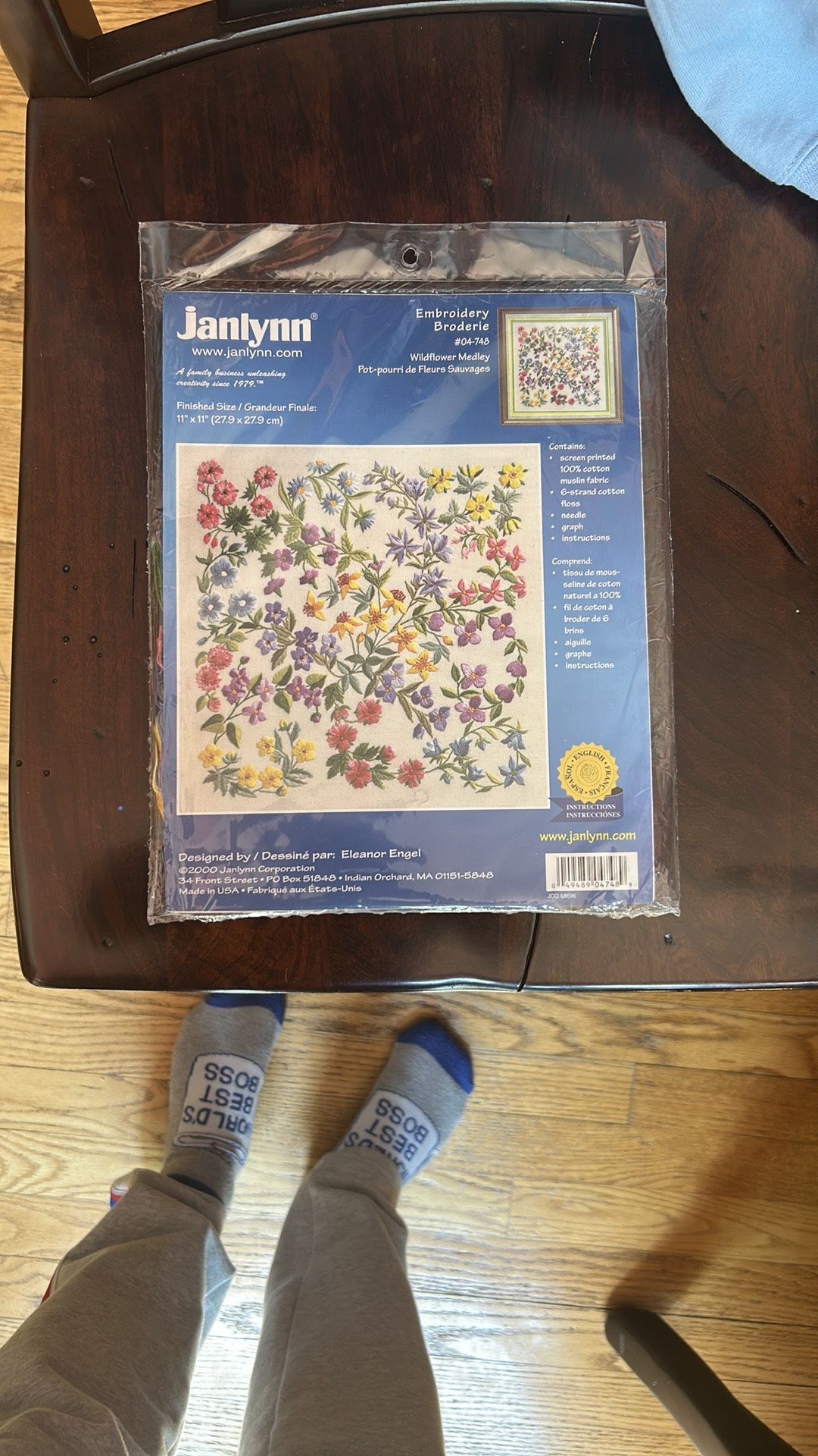 Janlynn Floral Embroidery Kit