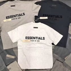 T-Shirts Essentials 