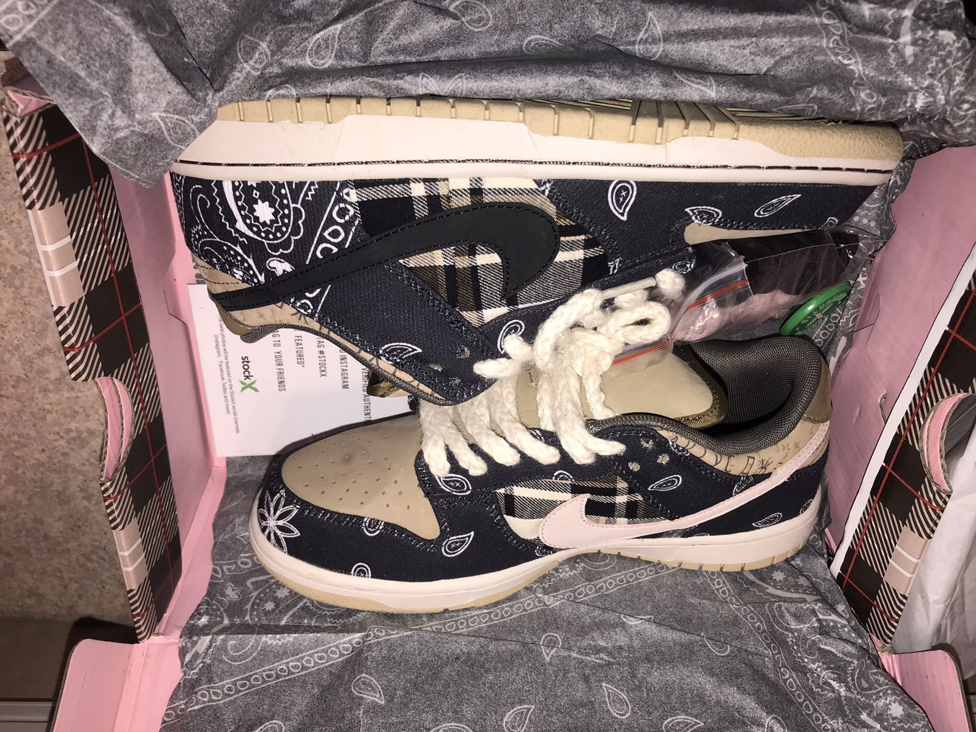 Nike SB Dunk Low Travis Scott