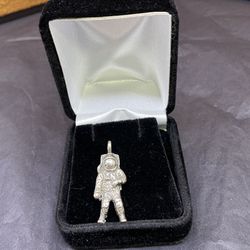 Silver Astronaut Pendant 