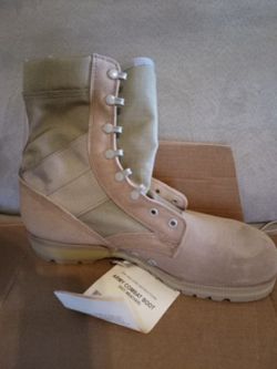 McRae men's boots ..new 11 and a half