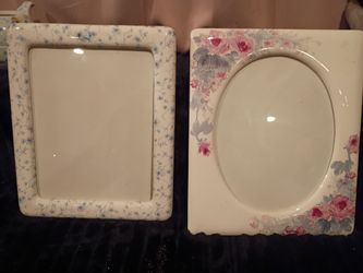 2 8x10 picture frames 10 for both