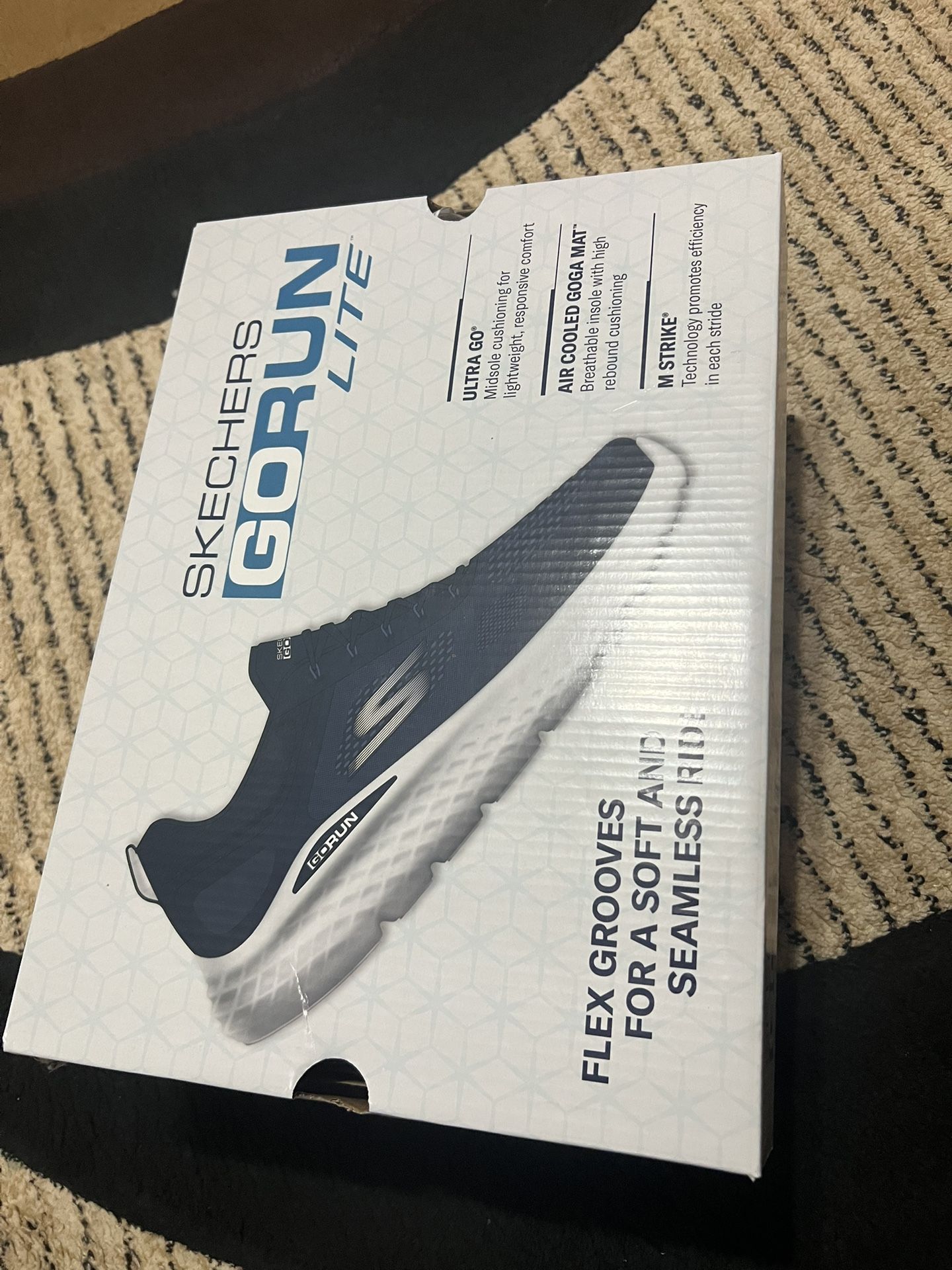 sketchers GoRun Lite