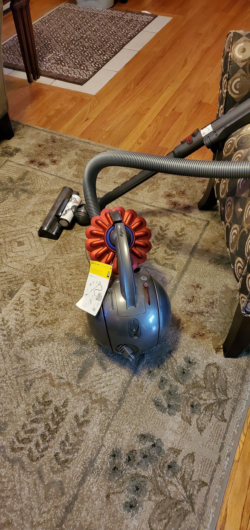 Dyson DC 39, Like New, Excellent Condition