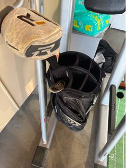 Taylormade R1 Driver, odyssey white hot tour  putter, ping bag