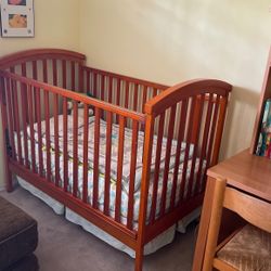 Maple Colored baby Crib With Mattress In Great Condition