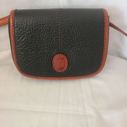 VINTAGE Liz Claiborne Crossbody Bag