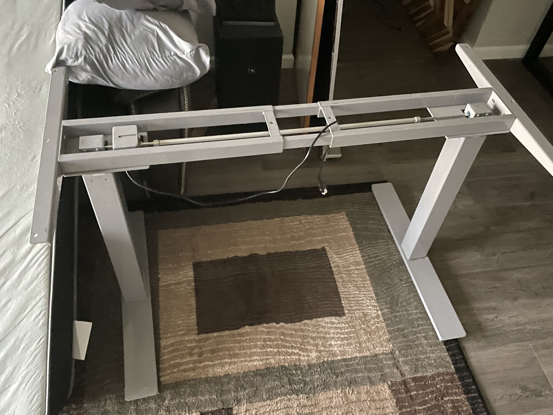 Adjustable Workbench