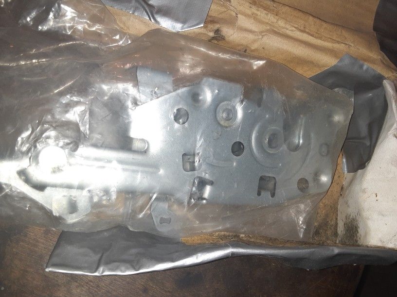 73 Delta 88 Door Parts