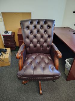 Executive leather office chair