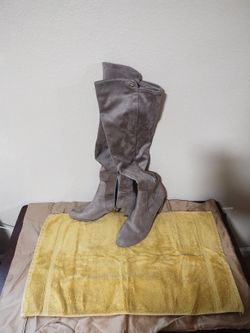 Ladies Boots Size 10m