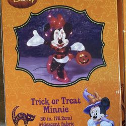  Disney Halloween 30” Trick or Treat Mickey & Minnie Mouse Iridescent Fabric.