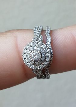 Dimond White Gold Ring 10K