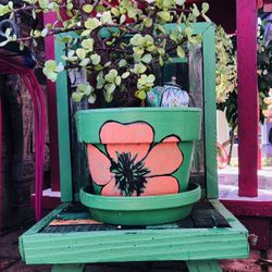 GARDEN PLANT STAND WITH POTTED PLANT