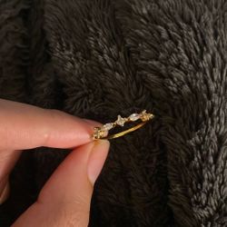 14k Gold Filled Thin Band Ring SIZE: 7