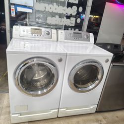 LG Frond Load    Washer Gas Dryer Super Large Capacity   In Excellent Working Condition 