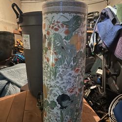 Chinese Porcelain Stand