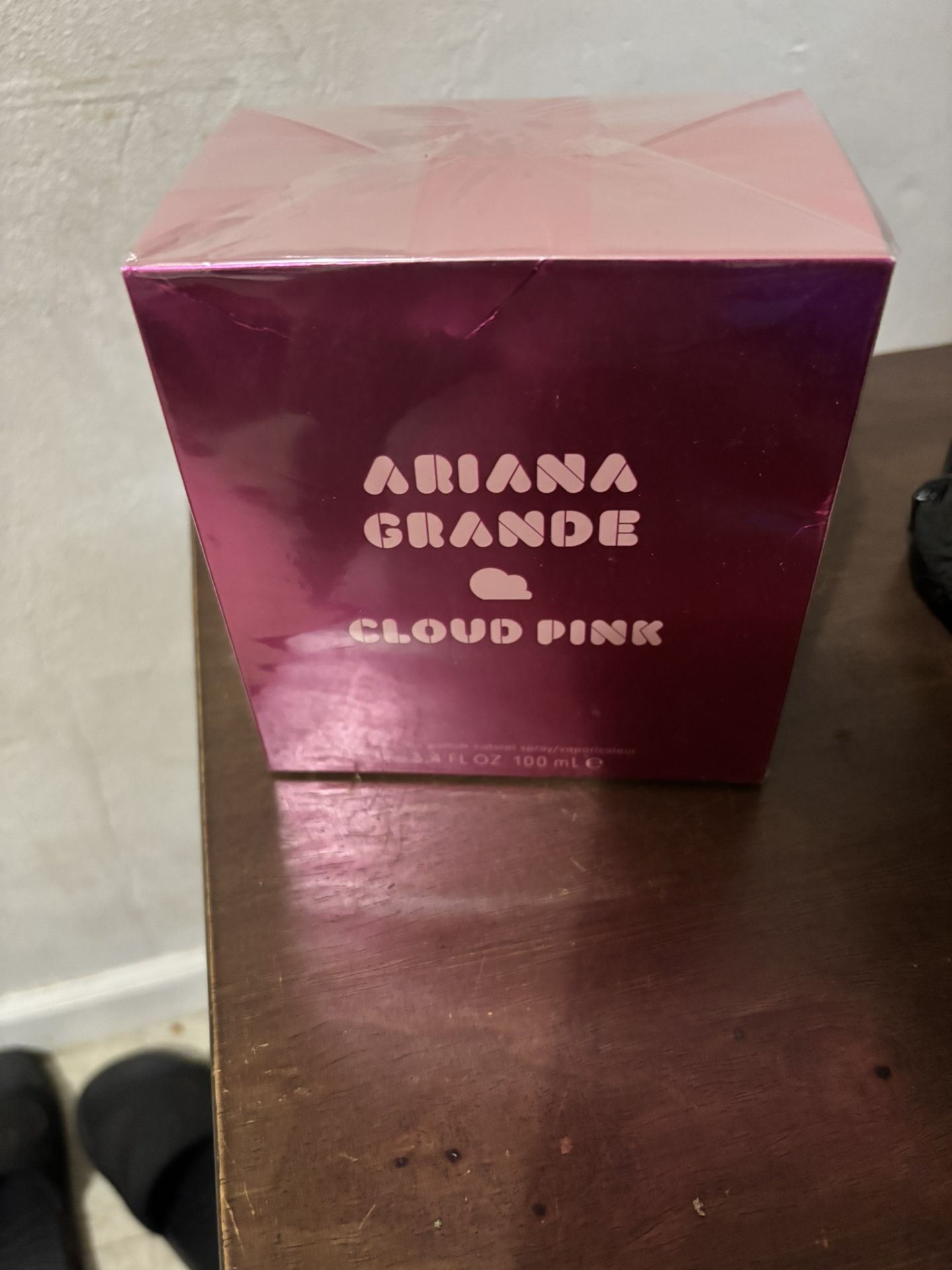 Ariana Grande Cloud Pink