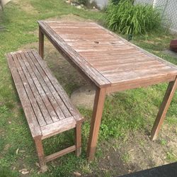 $40. Must be able to pick up  ASAP  . Wood  table   and bench