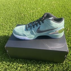 Kobe Girl Dad Size 12