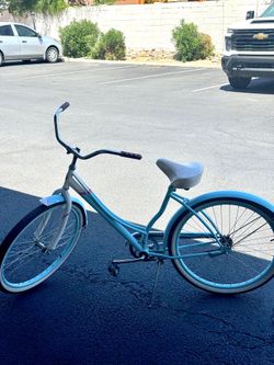 Schwinn beach cruiser ☀️🚲  Great condition ￼