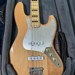 Squier 70’s Jazz Bass MIM