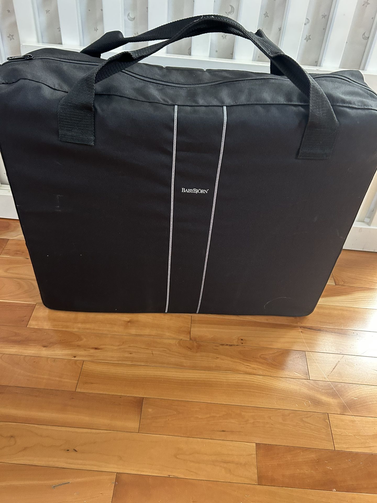 Baby Jorn Travel Crib 