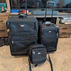 Three-Piece Ricardo Luggage Set