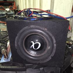Subwoofer 10" And Amplifier 