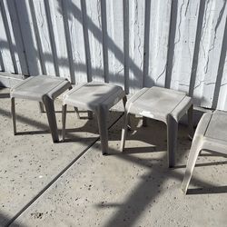 Free side tables