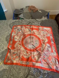 Brand New NEVER User Women’s Hermès Scarf 🧣