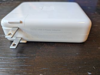 140W USB-C Power Adapter (Apple)