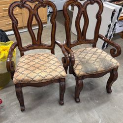 Free Chairs 